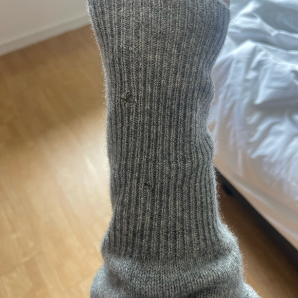 Theory cashmere sweater - Picture 7 of 9